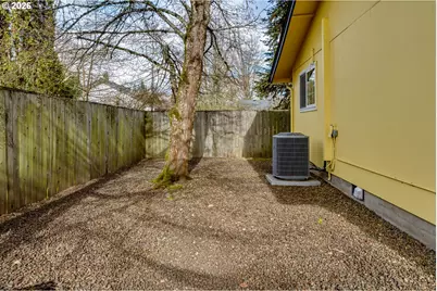 1230 Debrick Rd, Eugene, OR 97401 - Photo 28