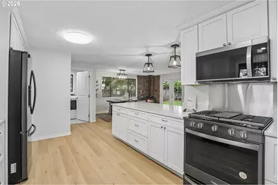 12704 SE 15th St, Vancouver, WA 98683 - Photo 14