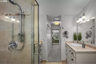 4465 Golden Ln, Lake Oswego, OR 97035 - Photo 32