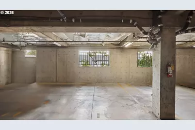 606 S Nevada St #C, Portland, OR 97219 - Photo 30