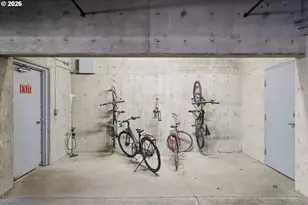 606 S Nevada St, Portland, OR 97219 - Photo 28