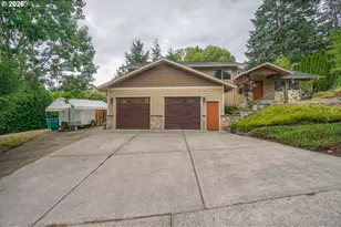532 E Stonecreek Dr, La Center, WA 98629 - Photo 1