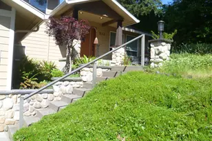 532 E Stonecreek Dr, La Center, WA 98629 - Photo 2