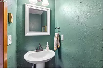 307 Atwater St N, Monmouth, OR 97361 - Photo 18