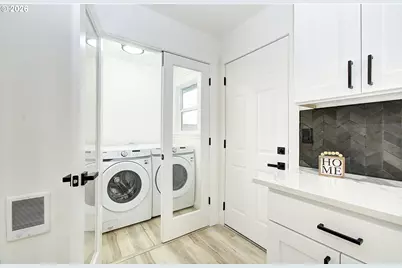 8910 NE 82nd St, Vancouver, WA 98662 - Photo 10