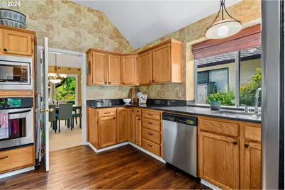 16589 SW Waterleaf St, Beaverton, OR 97006 - Photo 10