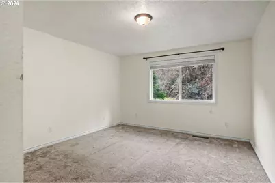 20450 Abiqua Rd, Scotts Mills, OR 97375 - Photo 16