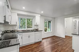 20450 Abiqua Rd, Scotts Mills, OR 97375 - Photo 4