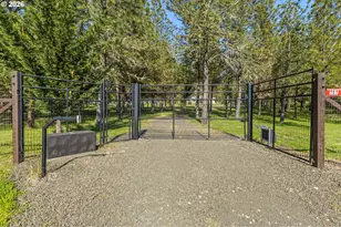757 Echo Dr, Roseburg, OR 97470 - Photo 46