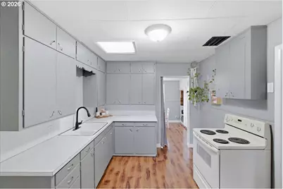 2355 Hyde St, Salem, OR 97301 - Photo 10