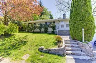 10238 NE Morris Ct, Portland, OR 97220 - Photo 36