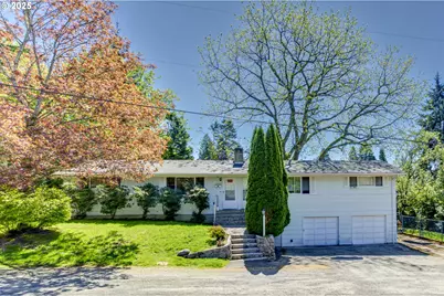 10238 NE Morris Ct, Portland, OR 97220 - Photo 2