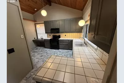 17454 Bluff Dr, Brookings, OR 97415 - Photo 12