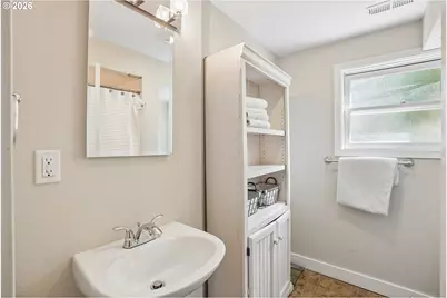 1032 Laurel St, Lake Oswego, OR 97034 - Photo 30
