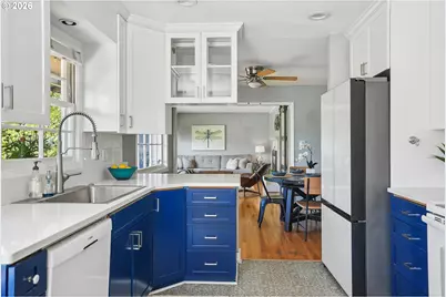 1032 Laurel St, Lake Oswego, OR 97034 - Photo 12
