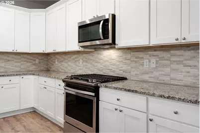 15891 SE Tallina Dr, Damascus, OR 97089 - Photo 10