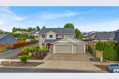 574 Prairie St, Woodburn, OR 97071 - Photo 2
