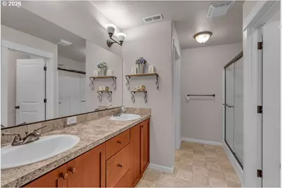 574 Prairie St, Woodburn, OR 97071 - Photo 22