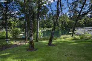200 Rivershore Dr, Roseburg, OR 97470 - Photo 28