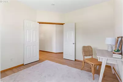790 Henderson Rd, Hood River, OR 97031 - Photo 12