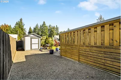 12505 SE Mill Ct, Portland, OR 97233 - Photo 40