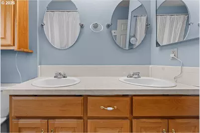 209 NW Alder St, Dundee, OR 97115 - Photo 24