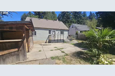 10238 N James St, Portland, OR 97203 - Photo 4