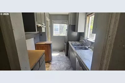 10238 N James St, Portland, OR 97203 - Photo 6