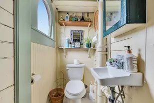 847 Exchange St, Astoria, OR 97103 - Photo 18