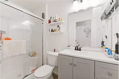 83 SE 176th Pl, Portland, OR 97233 - Photo 8