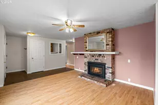 2521 SE Clark Ct, Troutdale, OR 97060 - Photo 6