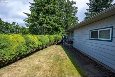 446 SE Kibling St, Troutdale, OR 97060 - Photo 6