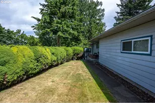 446 SE Kibling St, Troutdale, OR 97060 - Photo 6