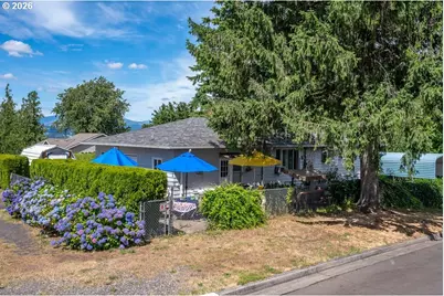 446 SE Kibling St, Troutdale, OR 97060 - Photo 2