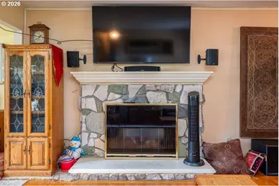 446 SE Kibling St, Troutdale, OR 97060 - Photo 10