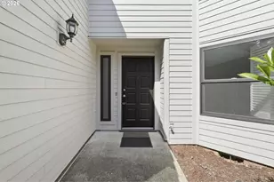 3300 NE 164th St, Ridgefield, WA 98642 - Photo 2