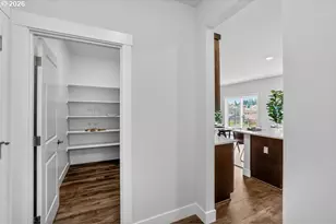 16762 SW Leaf Ln, Tigard, OR 97224 - Photo 8