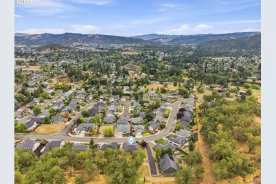 2614 Loma Vista Dr, Roseburg, OR 97471 - Photo 38