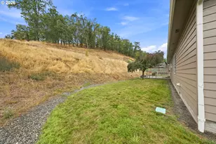 2614 Loma Vista Dr, Roseburg, OR 97471 - Photo 32