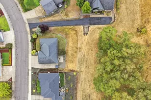 2614 Loma Vista Dr, Roseburg, OR 97471 - Photo 36