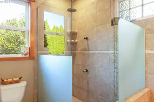 3056 Hwy 35, Hood River, OR 97031 - Photo 36