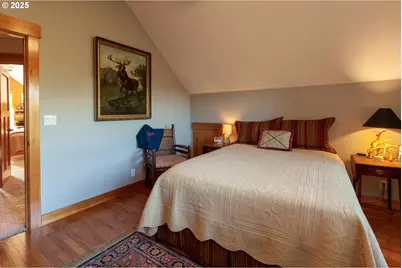 3056 Highway 35, Hood River, OR 97031 - Photo 46