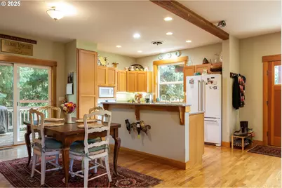 3056 Highway 35, Hood River, OR 97031 - Photo 26