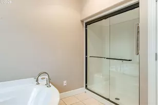 2490 NW Horizon Dr, McMinnville, OR 97128 - Photo 24