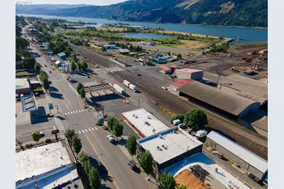 105 W Steuben St, Bingen, WA 98605 - Photo 4