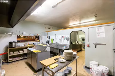 105 W Steuben St, Bingen, WA 98605 - Photo 24