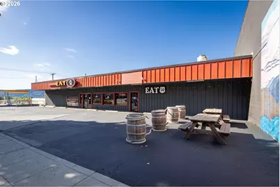 105 W Steuben St, Bingen, WA 98605 - Photo 1