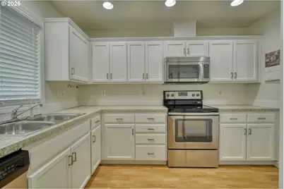 51673 SE 5th St, Scappoose, OR 97056 - Photo 12
