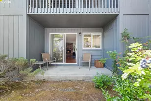 650 SW Meadow Dr, Beaverton, OR 97006 - Photo 10