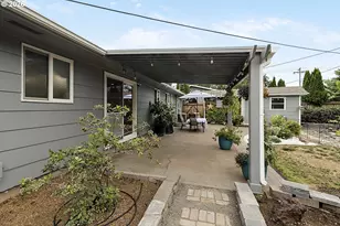 2460 Debra Dr, Springfield, OR 97477 - Photo 32